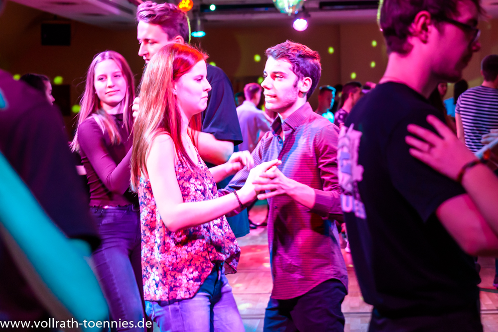 2019 11 09 Tanzparty Jugend 9985